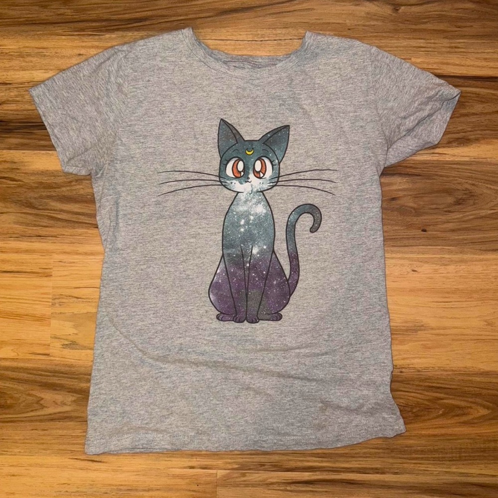 Gray Short Sleeve Tee with Galaxy Cat Graphic